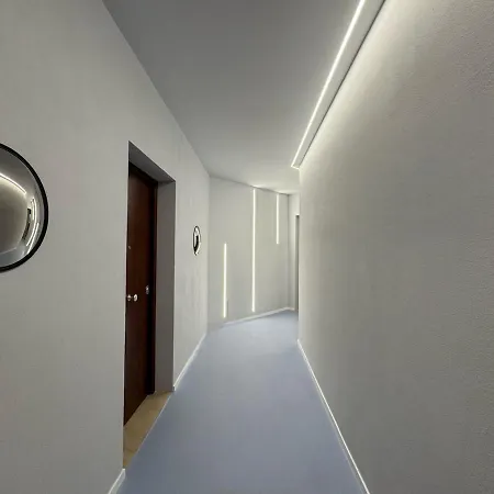 Modern High Floor With Park View Apartment