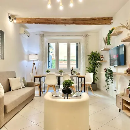 Apartment Trilocale In Centro Unesco *