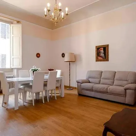 Διαμέρισμα Ghibellina Elegant With 4 Bedrooms