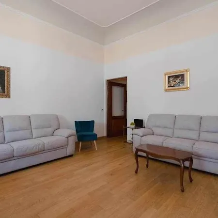 Ghibellina Elegant With 4 Bedrooms Διαμέρισμα