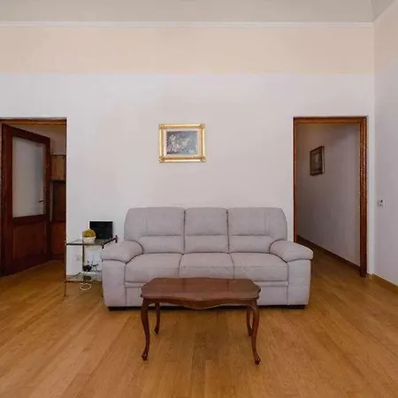 Ghibellina Elegant With 4 Bedrooms