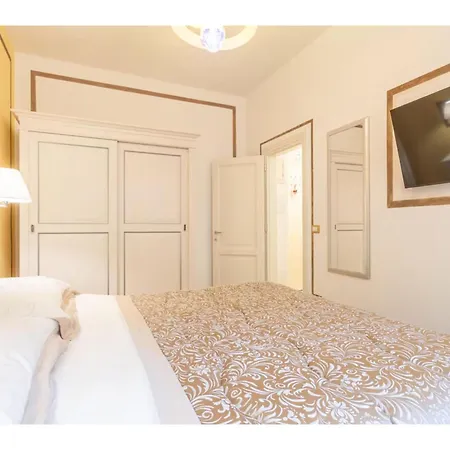 Romantic In Downtown Daire *