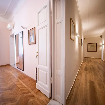Bed & Breakfast Mantellate 9 *