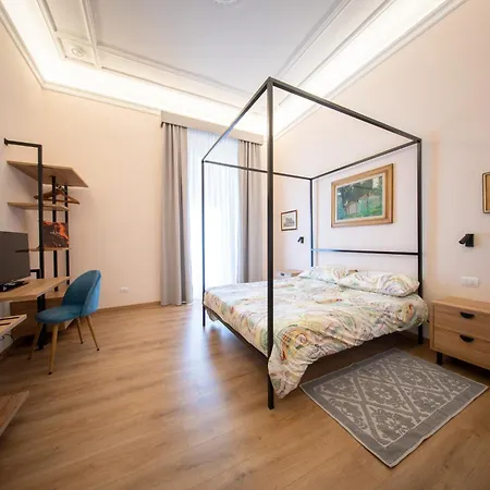 Bed & Breakfast Mantellate 9 *