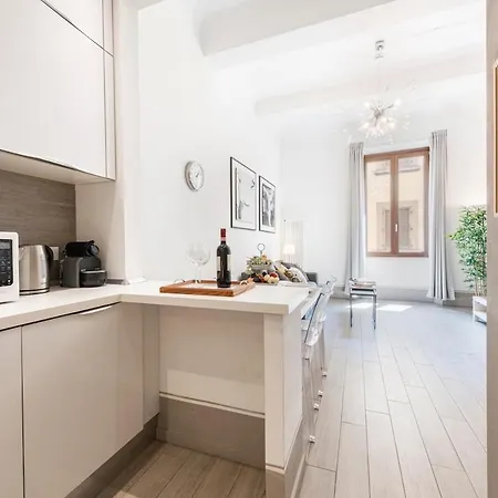 Apartamento San Antonino Elegant Renovated Cosy