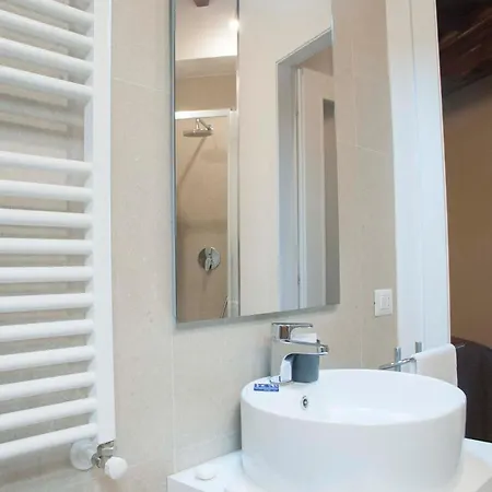 Tornabuoni Charming Apartamento Florencia
