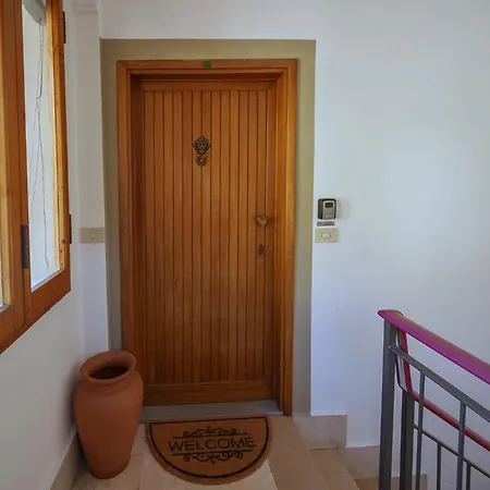 Santa Croce Historic Loft With A View