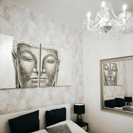 Zen Island Downtown Florence, New For 6 Apartment *