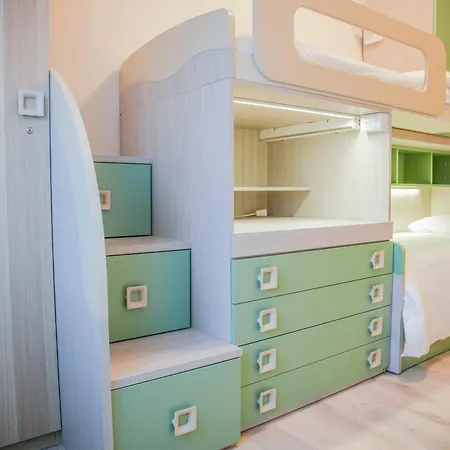 Διαμέρισμα Your In With Parking, 10 Min From The Center By Tram *