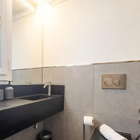 Ars Nova Apartment