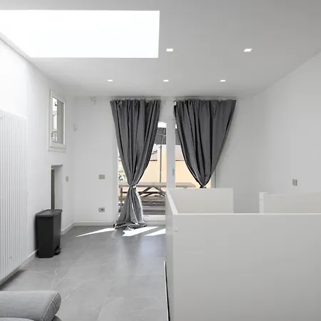 Borghese Palace Luxury Apartment