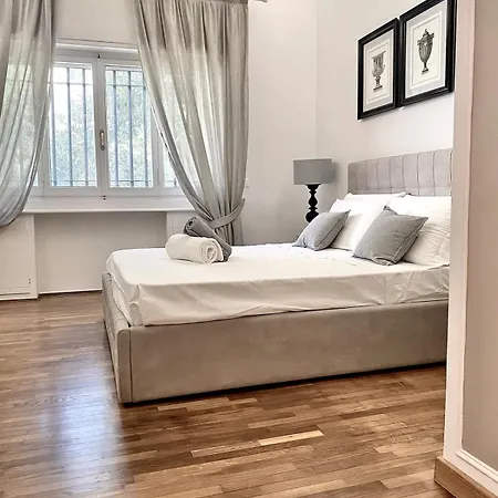 Διαμέρισμα Florart Boutique Apartment, Giardino E Vasca Idro