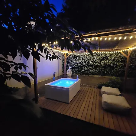 Florart Boutique Apartment, Giardino E Vasca Idro * Φλωρεντία
