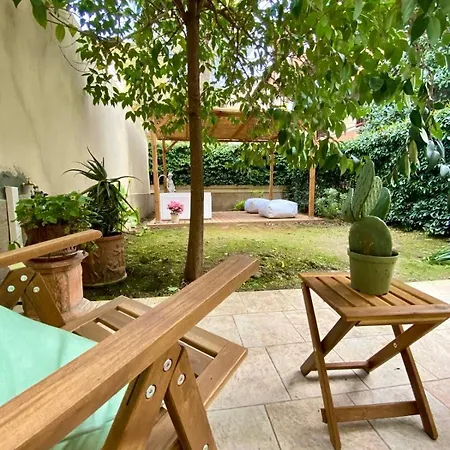 Florart Boutique Apartment, Giardino E Vasca Idro * Φλωρεντία