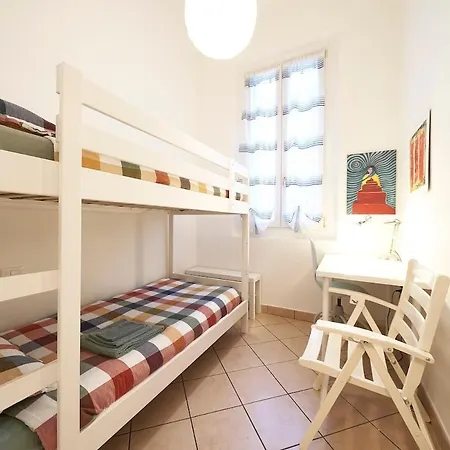 Careggi Garden Flat Апартаменты Флоренция