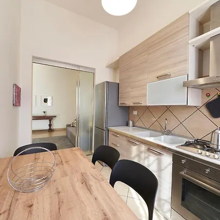 Careggi Garden Flat Флоренция