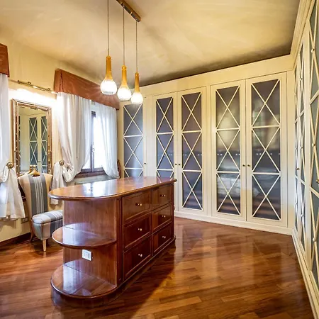 Yd Dream In Luxury With Iconic View