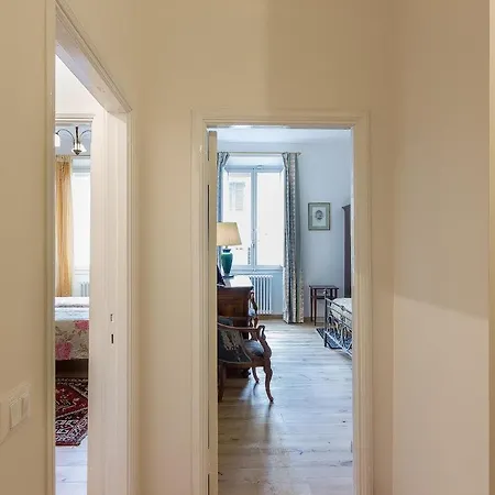 Cozy Flat With A View From Palazzo Medici Soderini Apartment