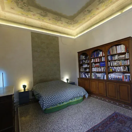 Charme Apartment *