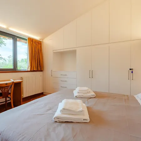 La Serra-stunning Retreat In The Heart Of Vakantiehuis *