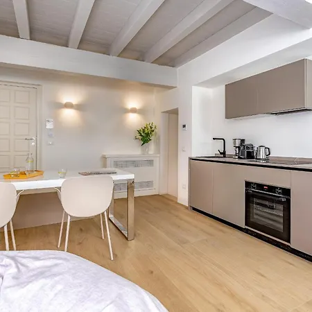 Deservi Charming Brunelleschi Апартаменты