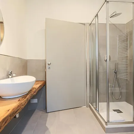 - Living In Oltrarno Апартаменты *