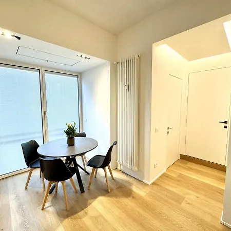 Apartment Sunny