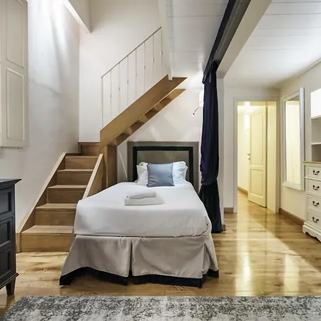 Daire Luxury Nest In Historic