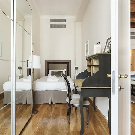 Διαμέρισμα Luxury Nest In Historic