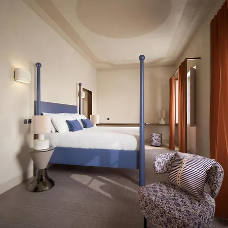 Otel Della Calza Retreat & Floransa