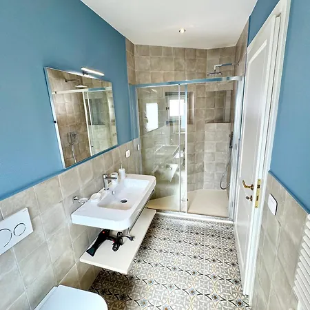 Apartment Casa R *