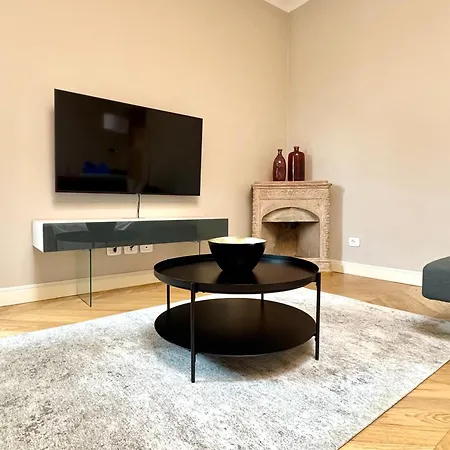 Apartment Casa R *