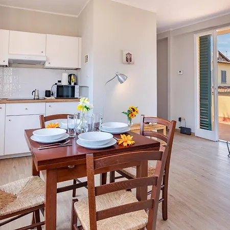 Salterelli - Penthouse With Terrace A Stone's Throw From Piazza Signoria Apartment Florence