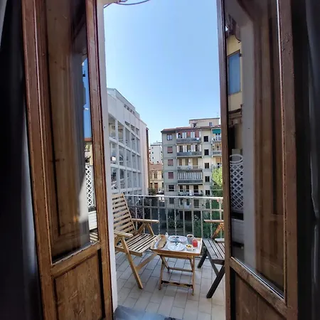 Проживание в семье Cadorna *