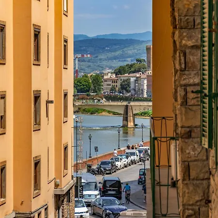 Brd 3p Ponte Vecchio, 3br Elevator * Floransa