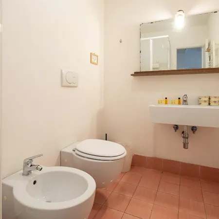 Sant'ambrogio 3-bedroom Daire *