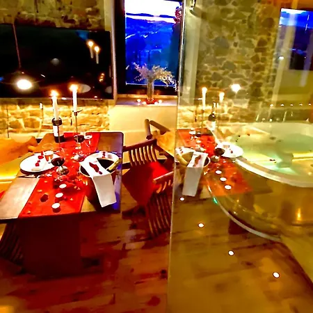 Castello Di Montalbano Bed & Breakfast