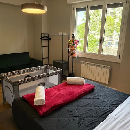 Elegant Apartament *
