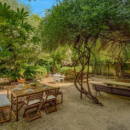 Daire 4 Suites, Frescoes And Garden Floransa