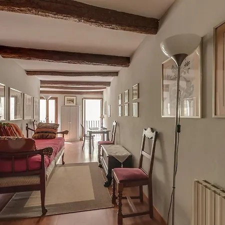 Dante Aligheri Apartment *