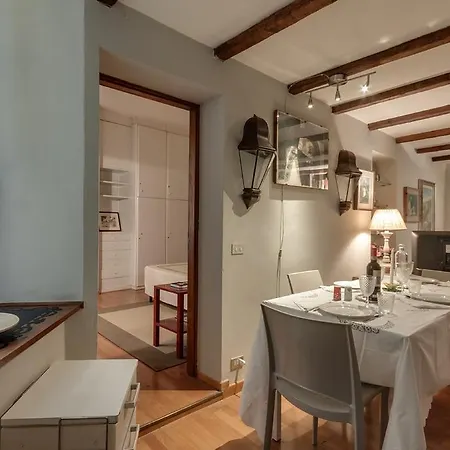 Dante Aligheri Apartment *