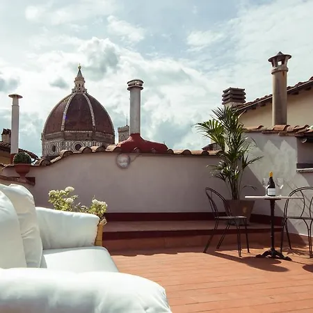 Servi Terrace * Florence