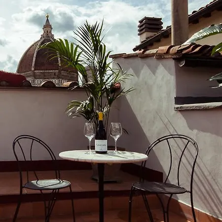 Servi Terrace *