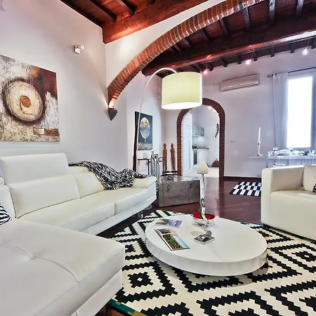 Scala Luxury In Santa Maria Novella