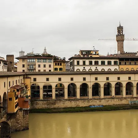 Ponte Vecchio Luxury Ii Apartment