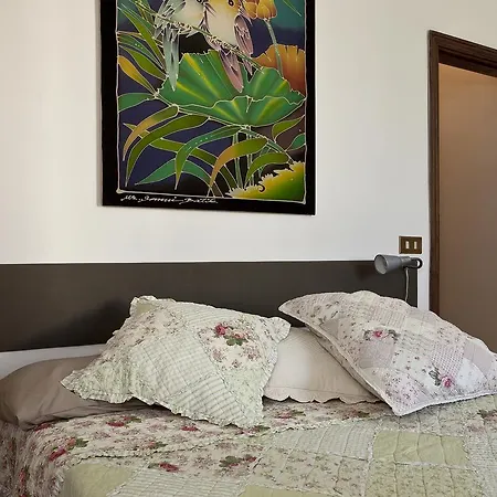 Oltrarno Silvia Apartment *