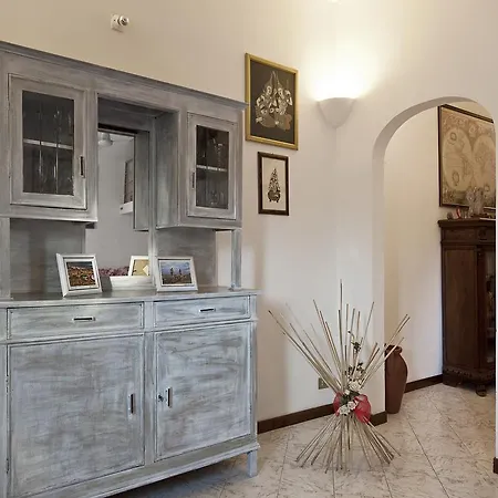 Oltrarno Silvia Florence
