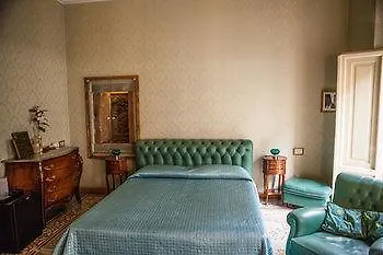 Cavour 10 Hotel Florencia