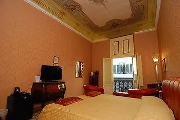 Hotel Cavour 10 Florencia