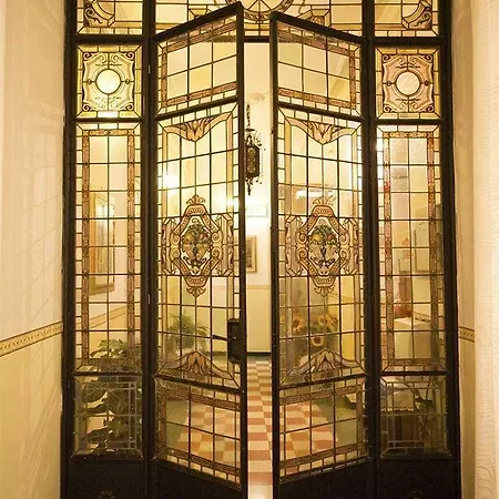 La Belle Epoque Guest house
